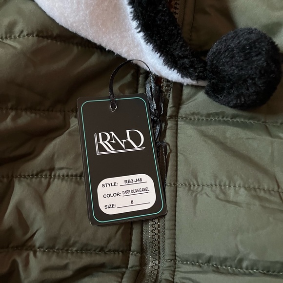 Kids size 8 jacket - Picture 3 of 16